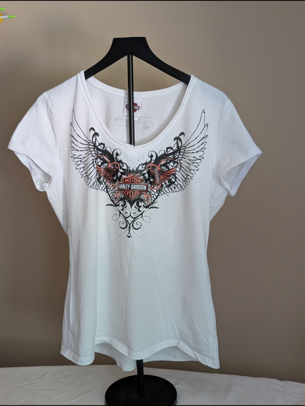 Harley-Davidson Women’s White Winged Logo Tee HD Washington DC Logo On Back